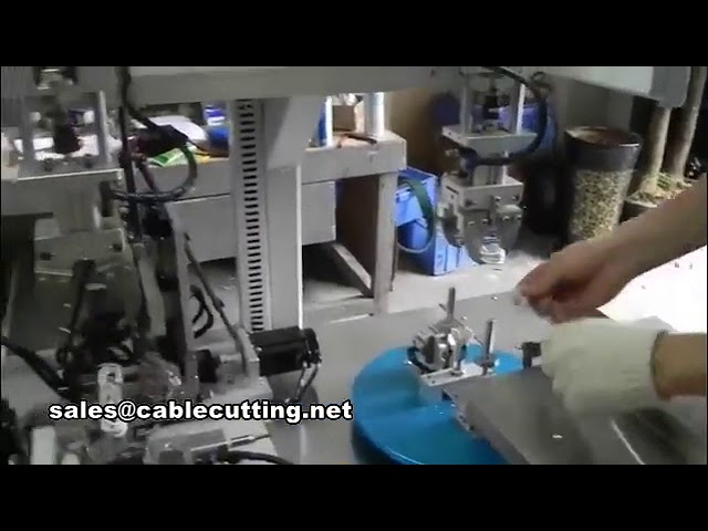 Automatyczna maszyna do nawijania zwojów drutu powlekanego przezroczystym plastikiem