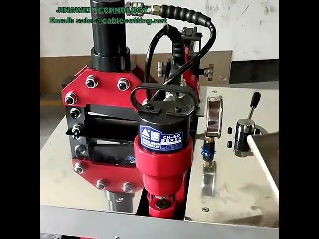 Hydrauliczna maszyna trzy w jednym do obróbki szyn miedzianych – gięcie, cięcie i dziurkowanie w jednym urządzeniu