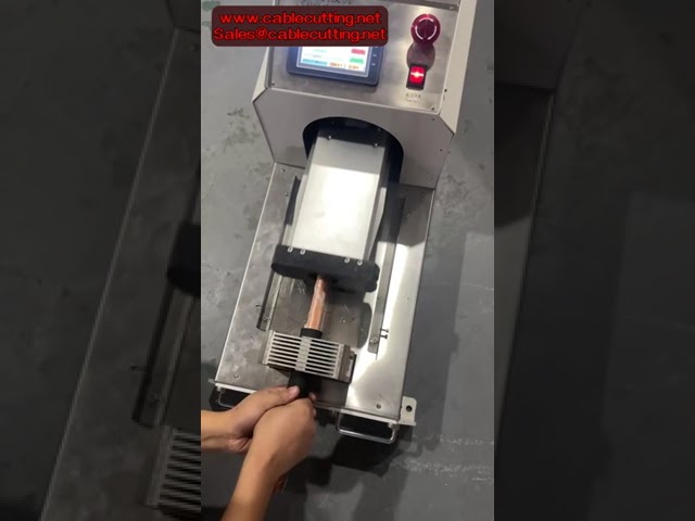 Automatyczna maszyna do ściągania izolacji kabli z nożem obrotowym – precyzja i wydajność