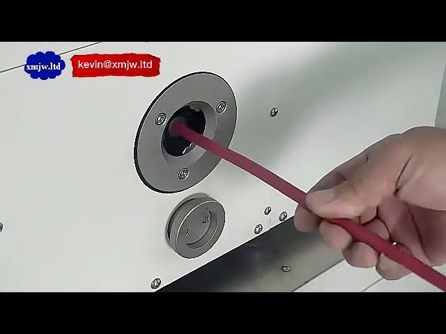 Automatyczna maszyna do wkręcania nakrętek złącza MC4 – montaż złączy kablowych i instalacja